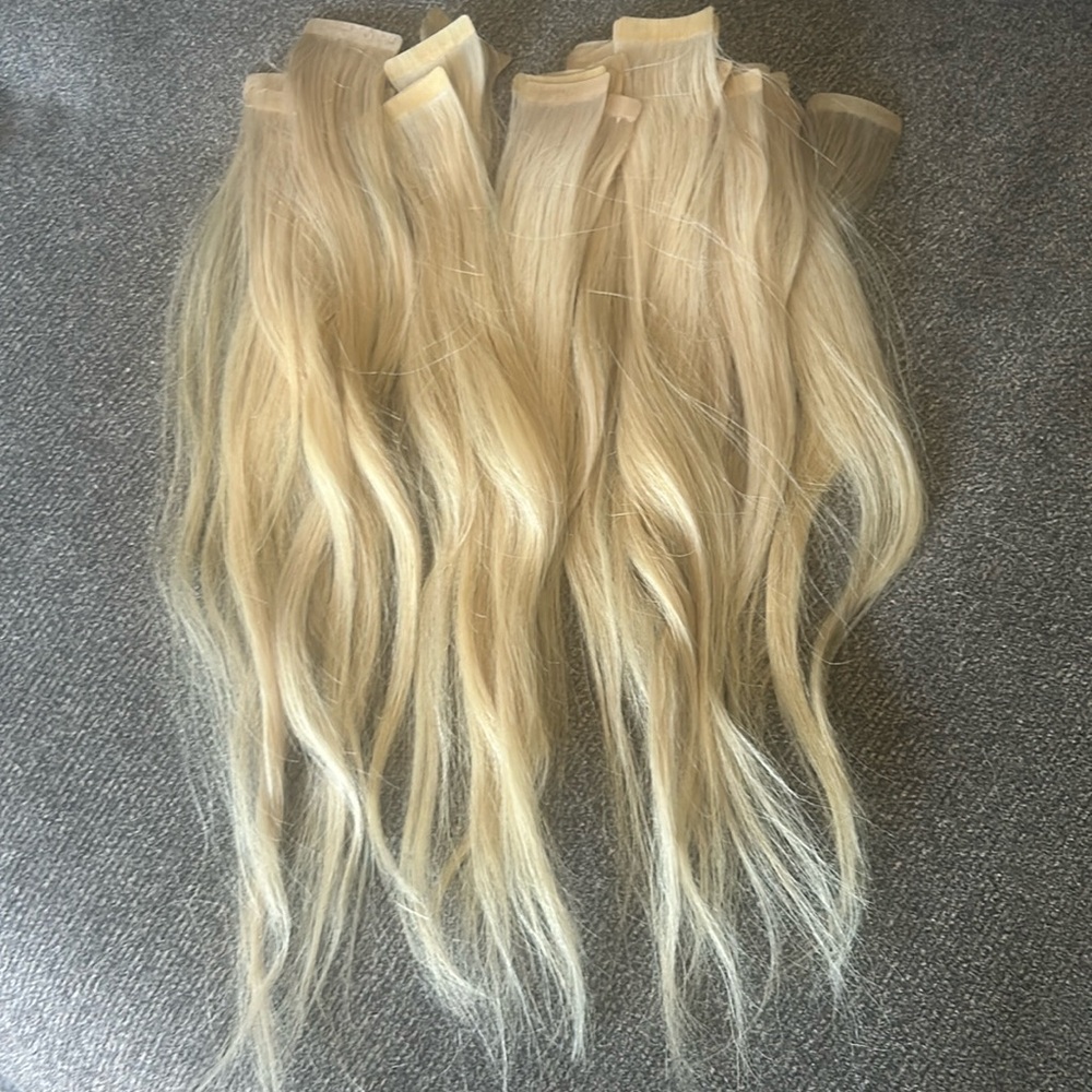 Aqua Tape in hair extensions